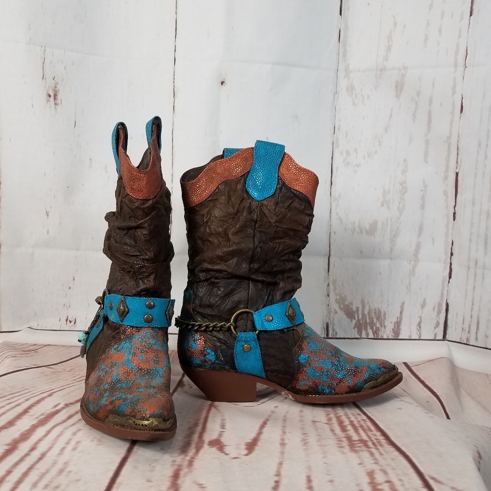 Vintage Upcycled Cowboy Boots 6 Harness